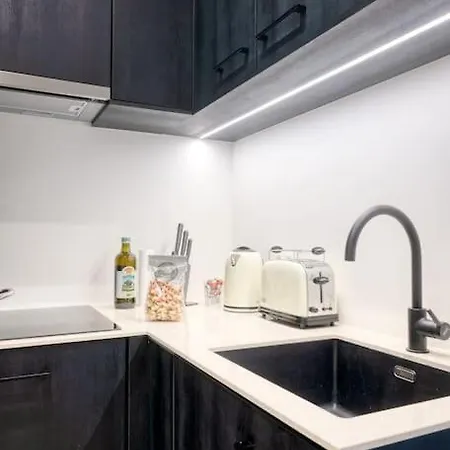 Spacious & Luminous Gem In Historic Ghent Building Buitenkant foto