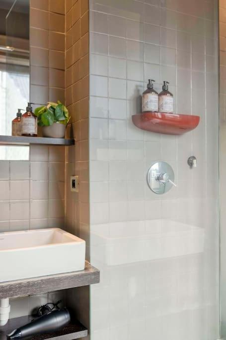 Spacious & Luminous Gem In Historic Building Ghent